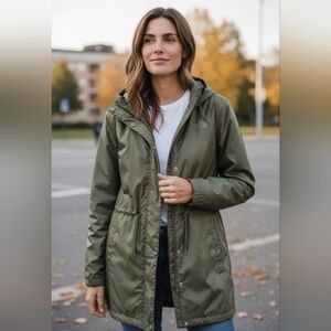 The North Face Women’s Rissy Pitaya 2 Jacket